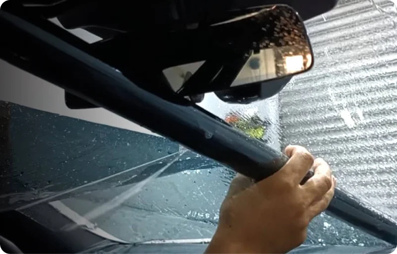 Front Windshield & Vent Glass